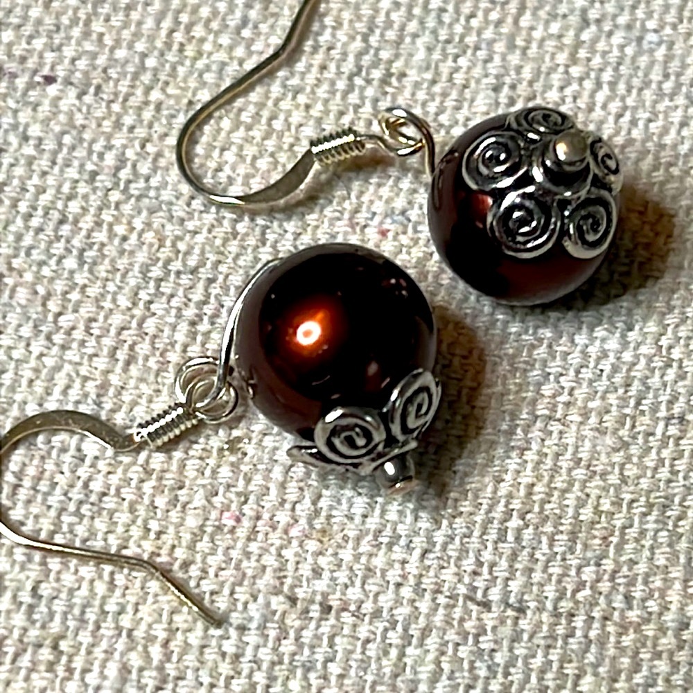 Brown Faux Pearl Earrings. - Picture 1 of 3